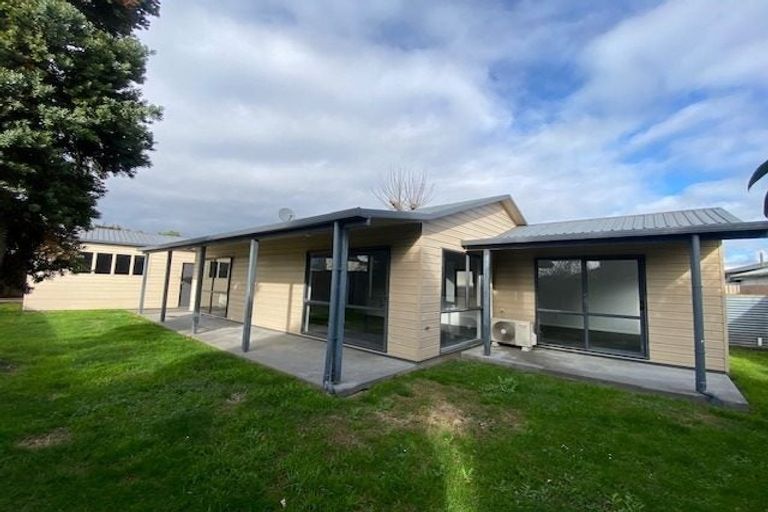 Photo of property in 1216a Norfolk Crescent, Mayfair, Hastings, 4122