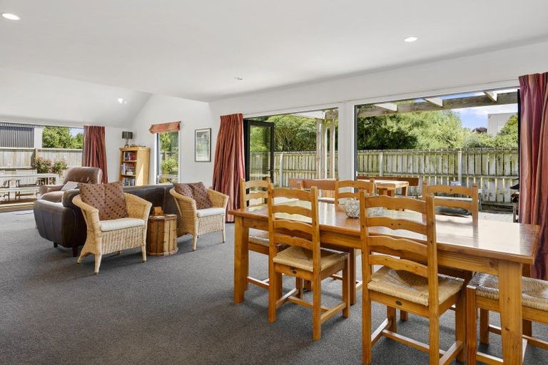 Photo of property in 16 Devon Crescent, Darfield, 7510