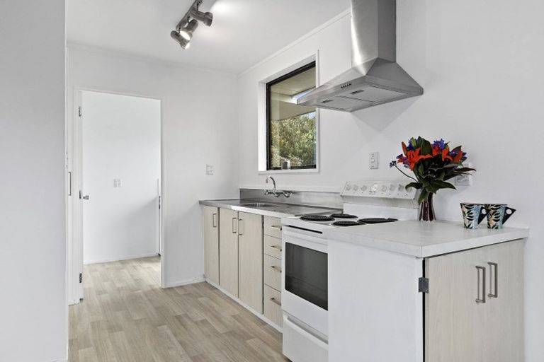 Photo of property in 95b Oakfield Crescent, Pukete, Hamilton, 3200