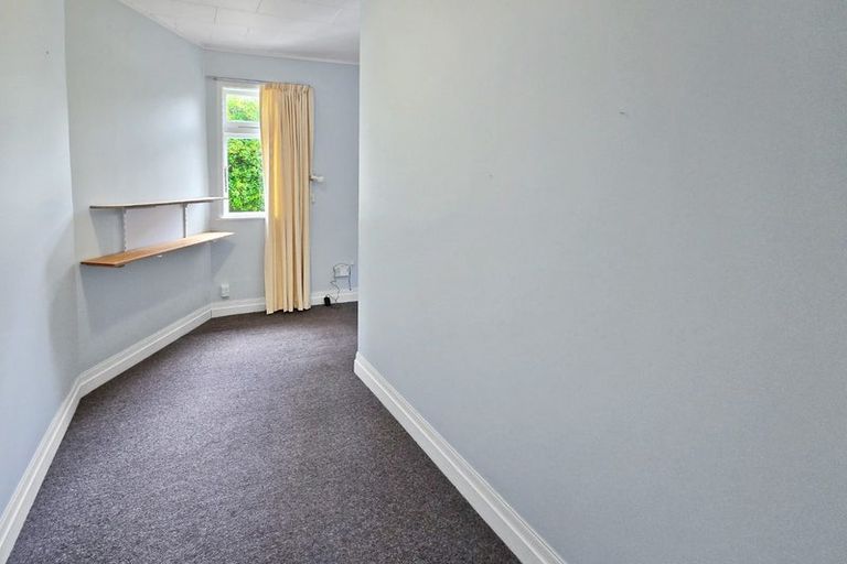 Photo of property in 3 Chesterton Street, Johnsonville, Wellington, 6037