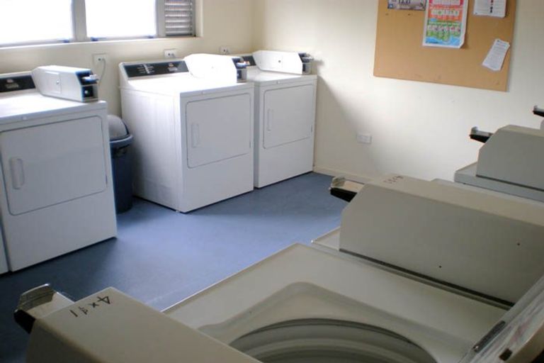 Photo of property in Basin Reserve Complex, 24/4 Sussex Street, Mount Cook, Wellington, 6021