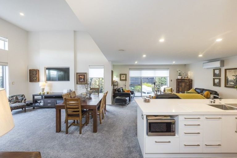 Photo of property in 76a Stanley Avenue, Palmerston North, 4414