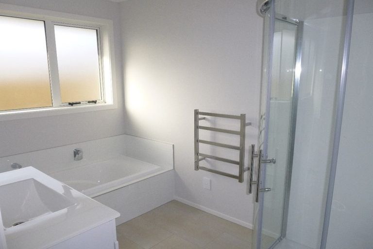 Photo of property in 13 Teatree Close, Huntington, Hamilton, 3210