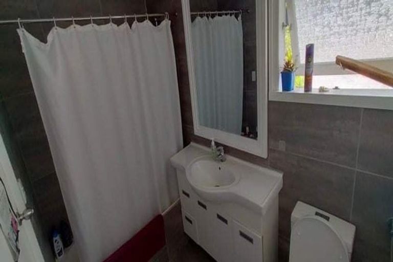 Photo of property in 235b Titirangi Road, Titirangi, Auckland, 0604