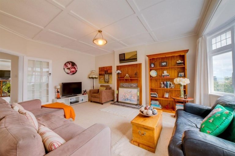 Photo of property in 35 Tirangi Road, Rongotai, Wellington, 6022