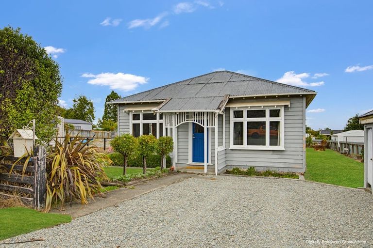 Photo of property in 38 Meadow Street, Lumsden, 9730