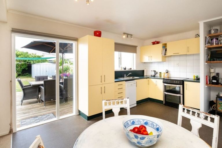 Photo of property in 7 Gardiner Place, Havelock North, 4130