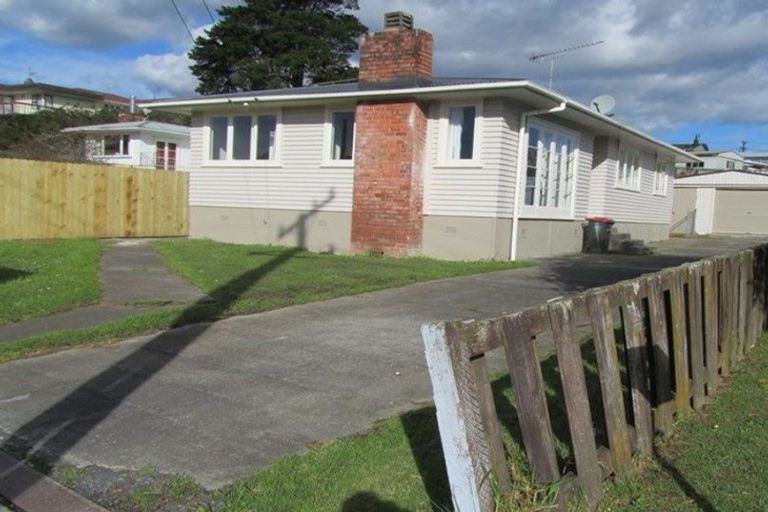 Photo of property in 38 Valonia Street, New Windsor, Auckland, 0600