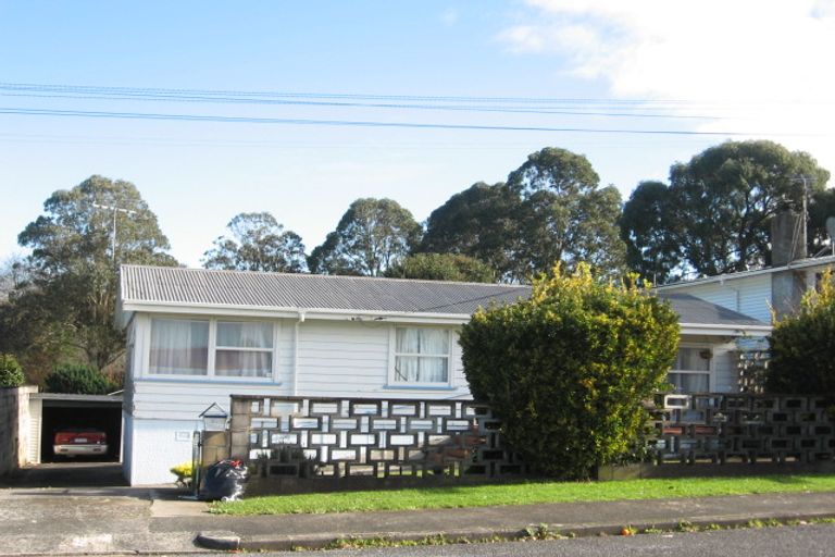 Photo of property in 43 Eddowes Street, Manurewa, Auckland, 2102