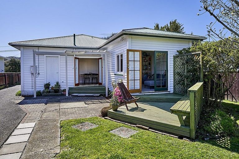 Photo of property in 21 Ariki Street, Boulcott, Lower Hutt, 5010