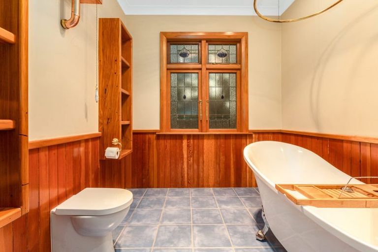 Photo of property in 10 Gloucester Street, Silverstream, Upper Hutt, 5019