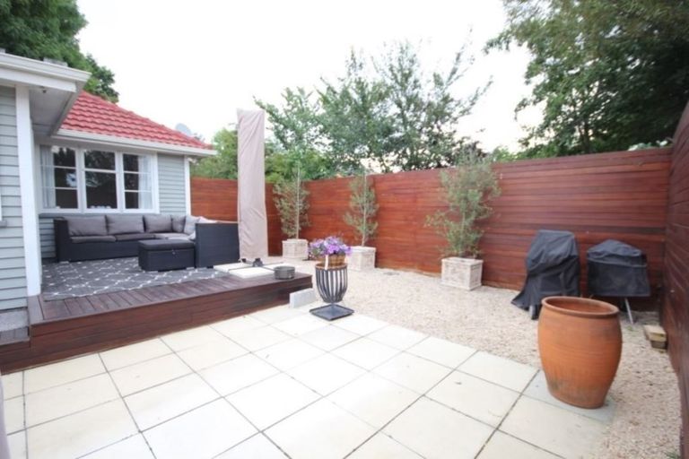 Photo of property in 197a Main North Road, Redwood, Christchurch, 8051