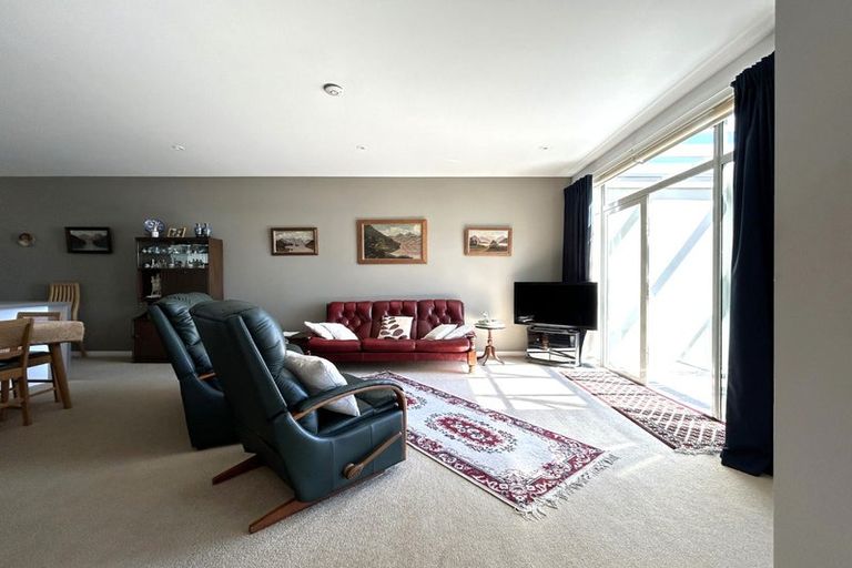 Photo of property in 9/39 Trafalgar Street, The Wood, Nelson, 7010