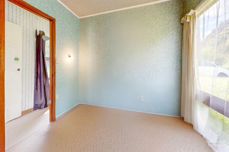 Photo of property in 301 Neavesville Road, Puriri, Thames, 3578