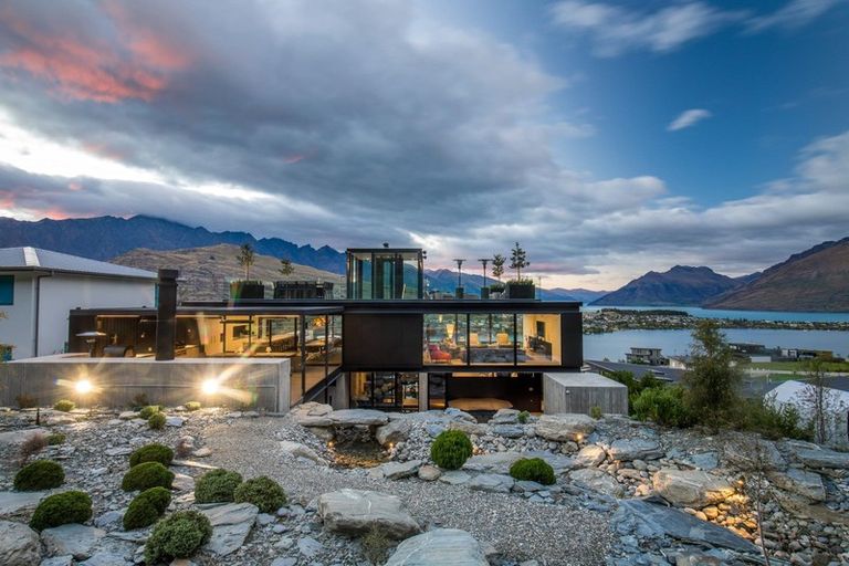 Photo of property in St Andrews Park, 7 Saint Lukes Lane, Queenstown, 9300