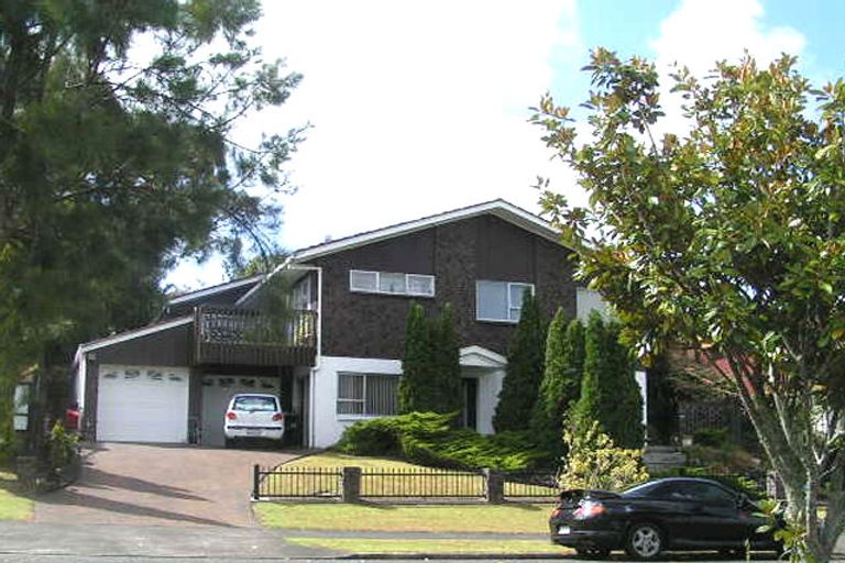 Photo of property in 73 Kennedy Avenue, Forrest Hill, Auckland, 0620