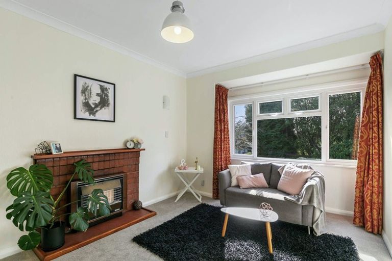 Photo of property in 17 Atua Street, Johnsonville, Wellington, 6037