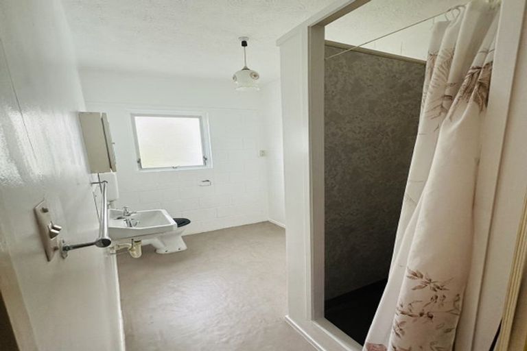 Photo of property in 17 Toroa Street, Torbay, Auckland, 0630