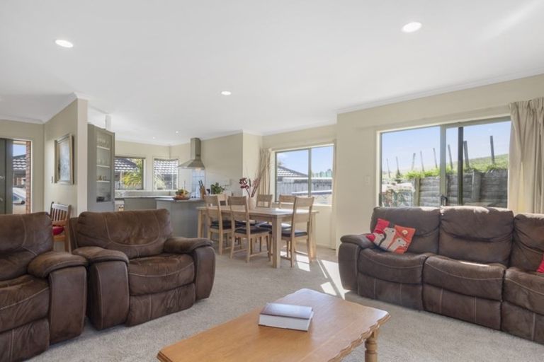 Photo of property in 8 Mynah Place, Welcome Bay, Tauranga, 3112