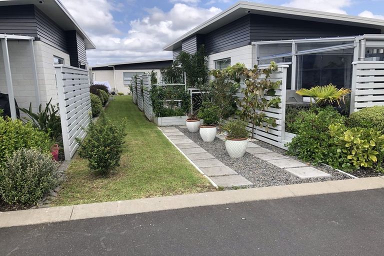 Photo of property in 16 Vanita Drive, Whitianga, 3510