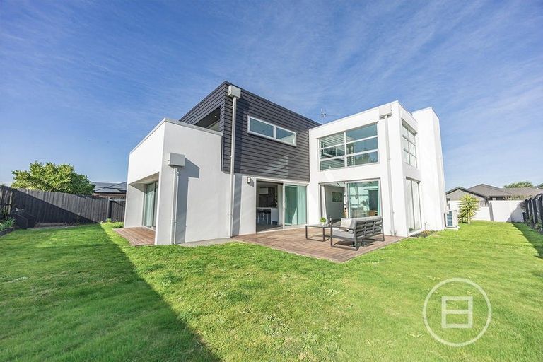 Photo of property in 12 Reka Street, Parklands, Christchurch, 8083