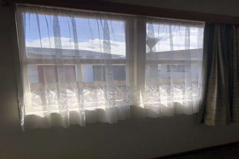 Photo of property in 2/4 Wolfe Street, Regent, Whangarei, 0112