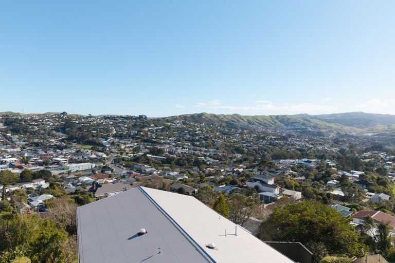 Photo of property in 43 Chapman Street, Johnsonville, Wellington, 6037