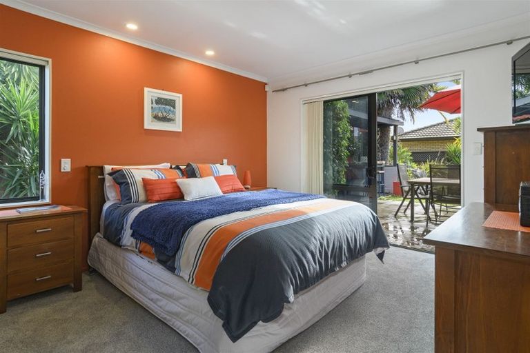 Photo of property in 24 Carribean Place, Papamoa Beach, Papamoa, 3118