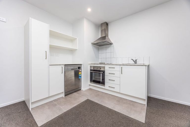 Photo of property in 209/28c Eileen Newey Place, Henderson, Auckland, 0612