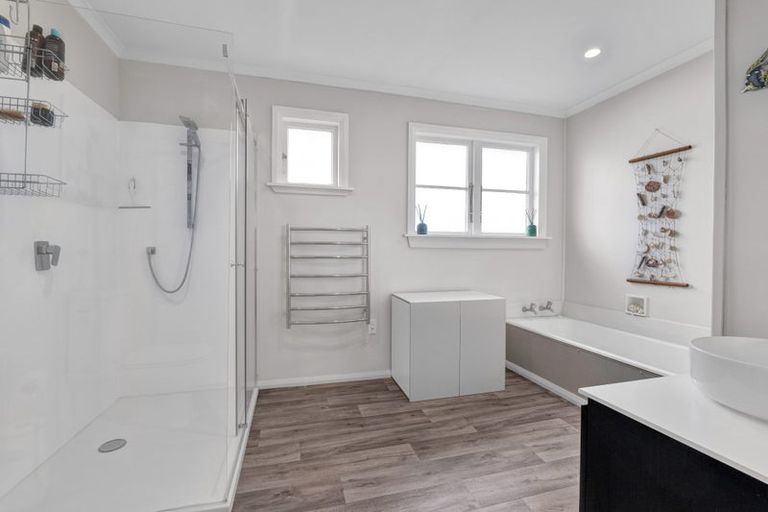 Photo of property in 140 Miranda Street, Stratford, 4332