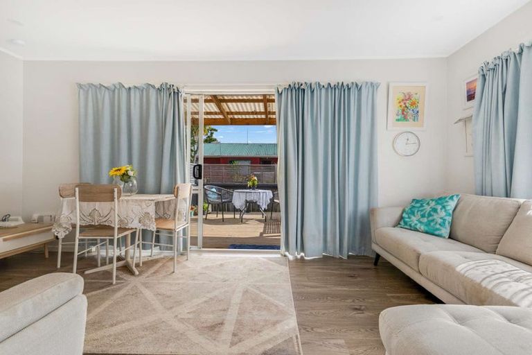 Photo of property in 3/54 Lynwood Road, New Lynn, Auckland, 0600