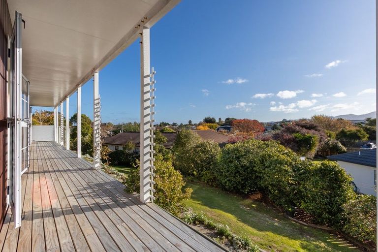 Photo of property in 4 Murray Court, Paraparaumu Beach, Paraparaumu, 5032