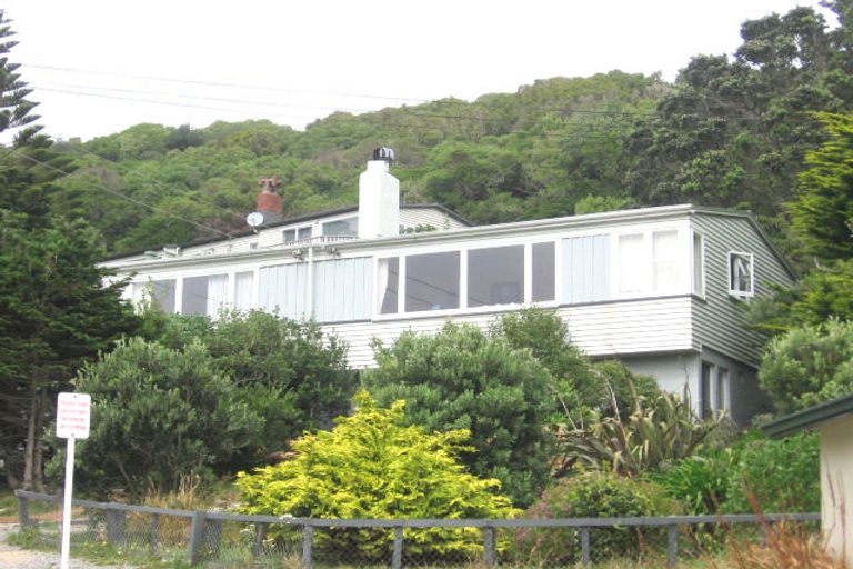 Photo of property in 153 Cockayne Road, Khandallah, Wellington, 6035