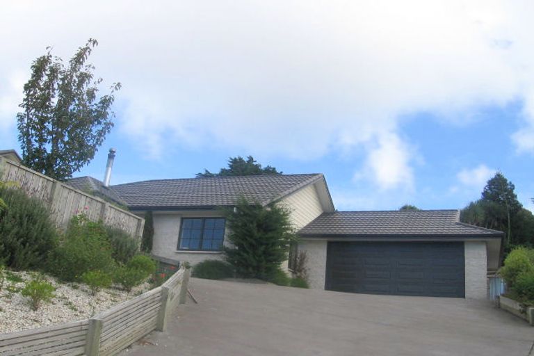 Photo of property in 187 Normandale Road, Normandale, Lower Hutt, 5010