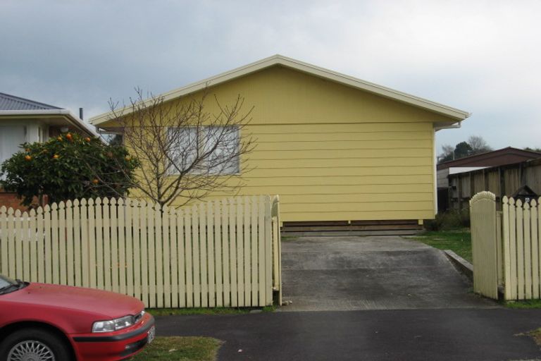 Photo of property in 1 Gazeley Avenue, Silverdale, Hamilton, 3216