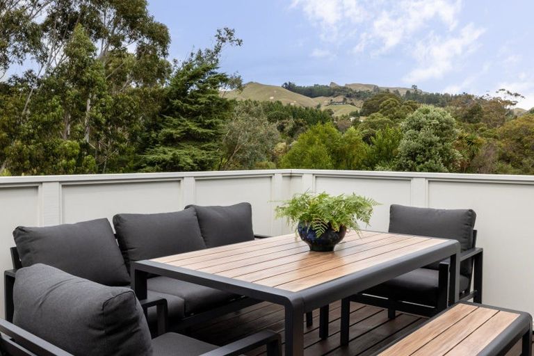 Photo of property in 120 Tauroa Road, Havelock North, 4130