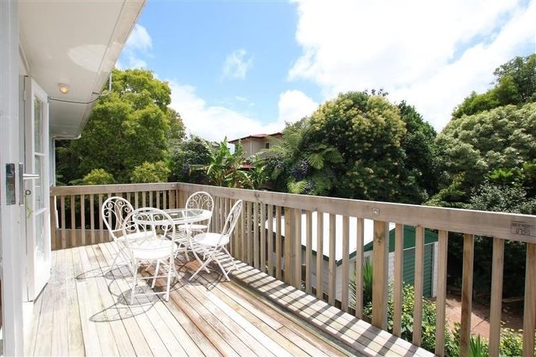 Photo of property in 64b Colwill Road, Massey, Auckland, 0614