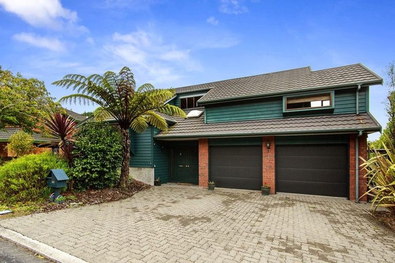 Photo of property in 47 Peterhouse Street, Tawa, Wellington, 5028