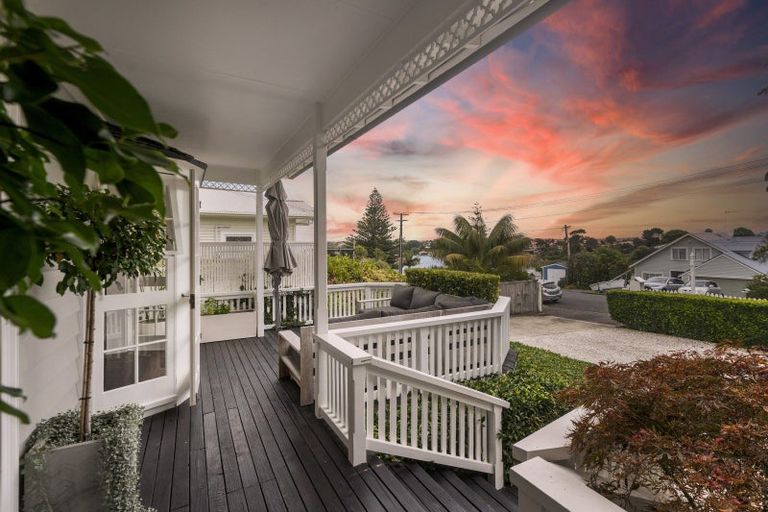 Photo of property in 63 Aramoana Avenue, Devonport, Auckland, 0624