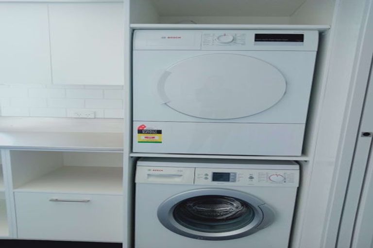 Photo of property in 61 Cliffs Road, Saint Clair, Dunedin, 9012