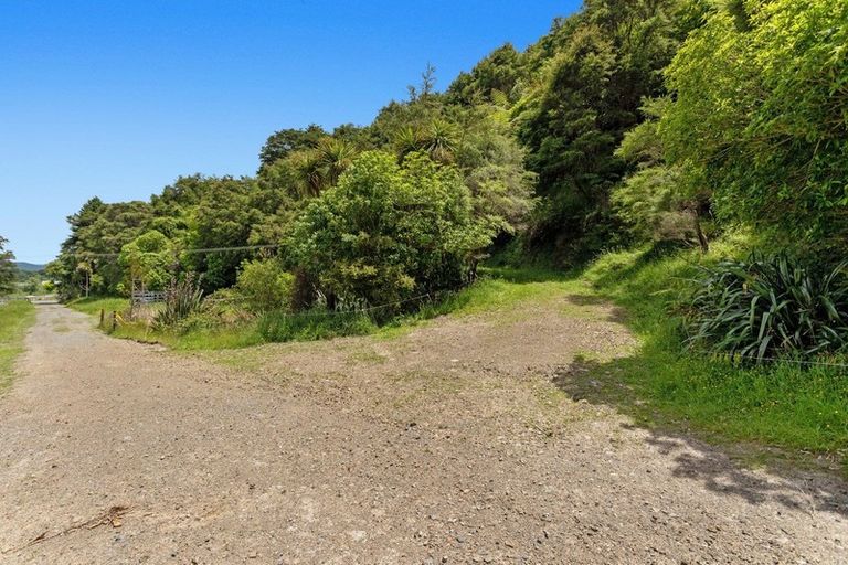Photo of property in 107 Taneatua Road, Whakatane, 3191