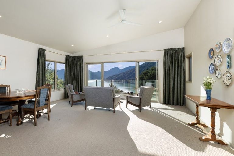 Photo of property in 50 Tepuia Heights, Havelock, Picton, 7281