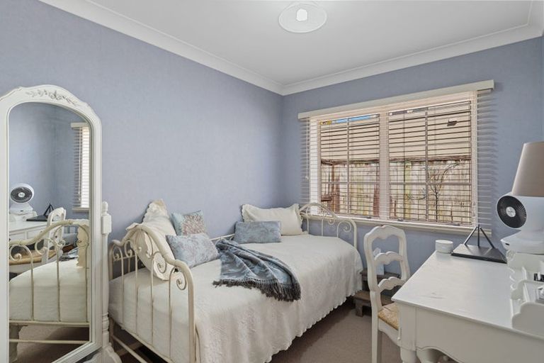 Photo of property in 33 Harrowfield Drive, Harrowfield, Hamilton, 3210