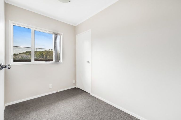 Photo of property in 1/35 Vivian Wilson Drive, Eastern Beach, Auckland, 2012