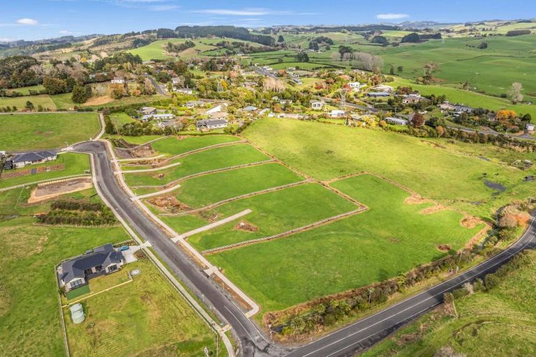 Photo of property in 8 Frost Rise, Hunua, 2583