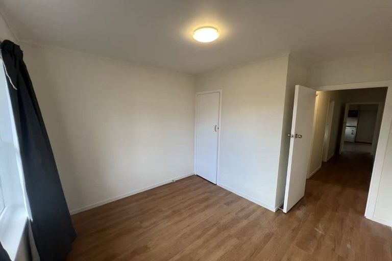 Photo of property in 12 Mack Place, Red Hill, Papakura, 2110