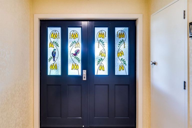 Photo of property in 22 Totara Street, Taradale, Napier, 4112