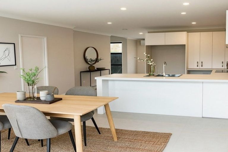 Photo of property in 19a O'meara Street, Swanson, Auckland, 0614