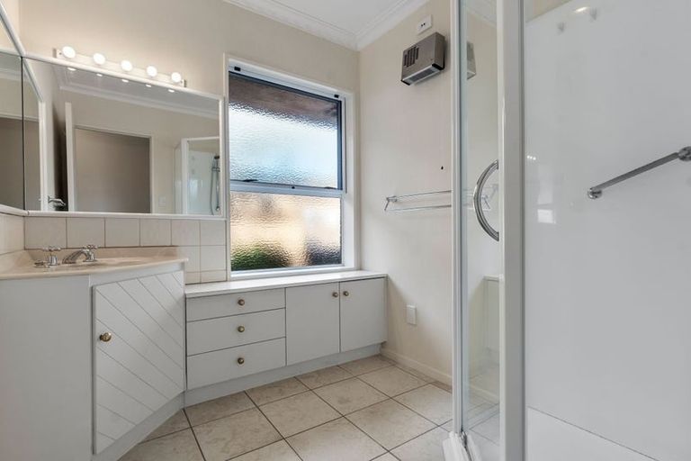 Photo of property in 2a Twelfth Avenue, Tauranga South, Tauranga, 3112