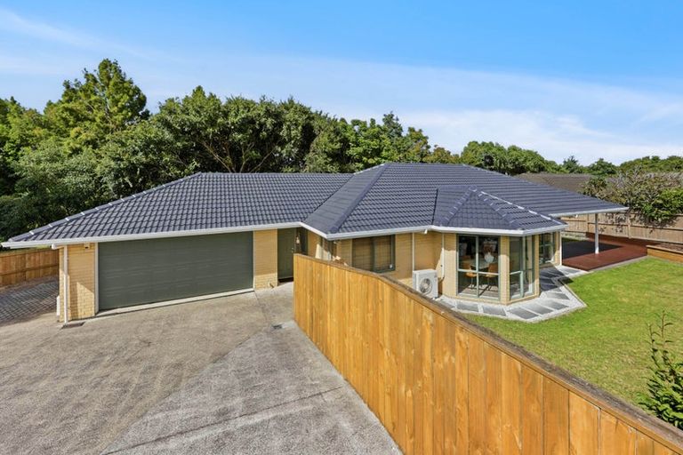 Photo of property in 94 Westerham Drive, Dannemora, Auckland, 2016